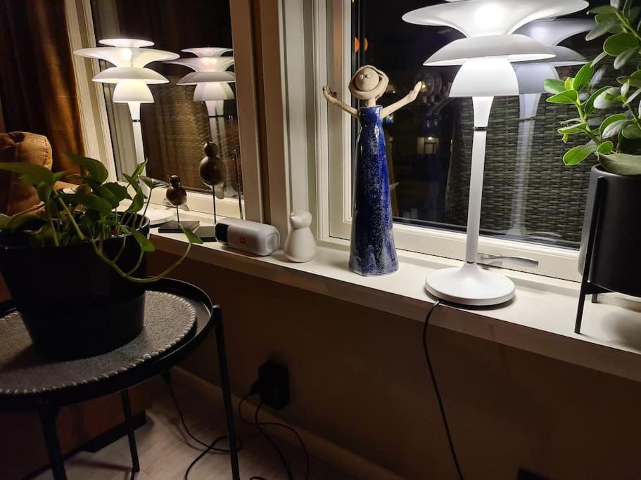 Koselig Og Moderne Leilighet, Meget Sentralt I Narvik Med Gratis Parkering! Bagian luar foto
