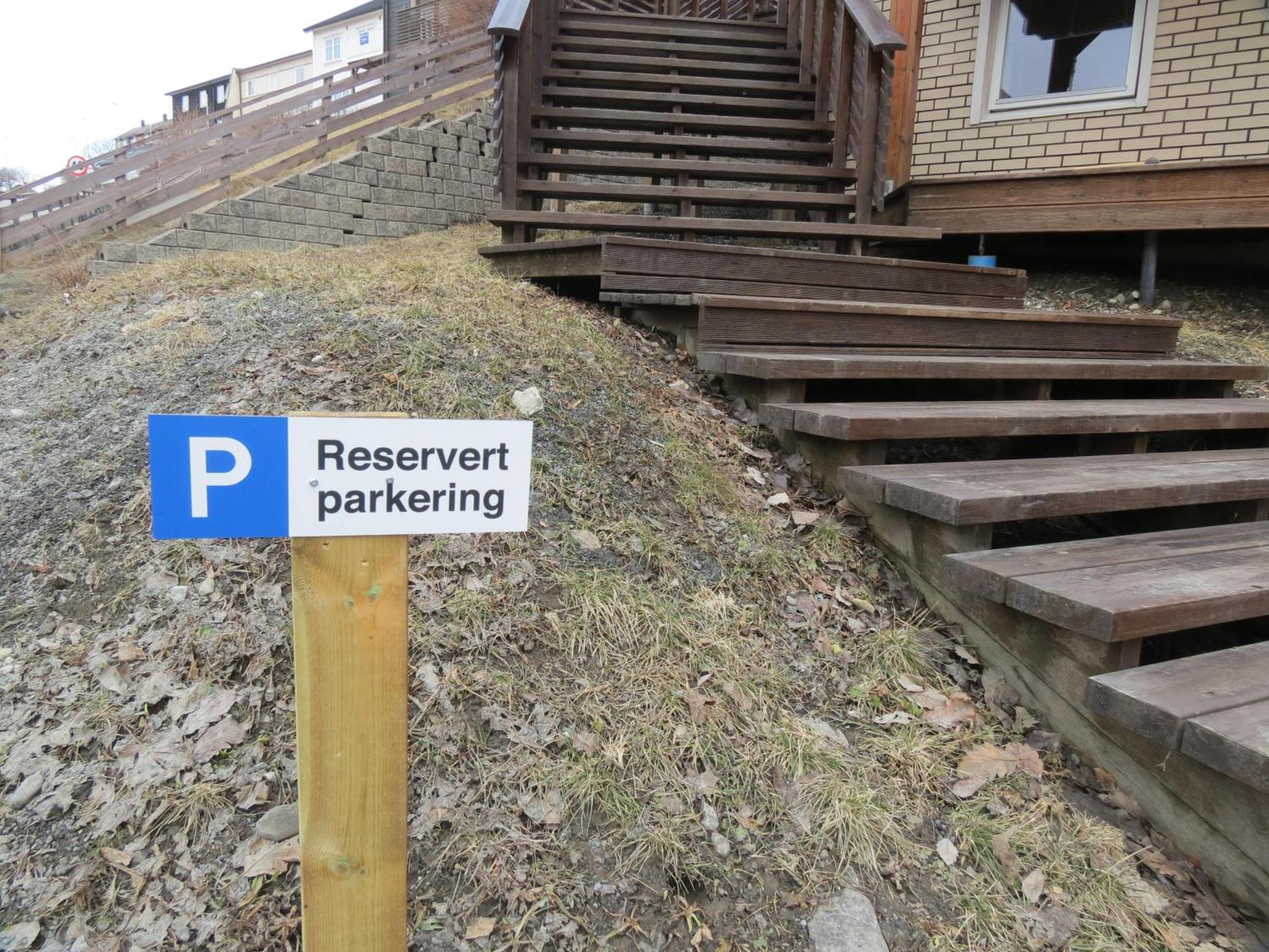 Koselig Og Moderne Leilighet, Meget Sentralt I Narvik Med Gratis Parkering! Bagian luar foto