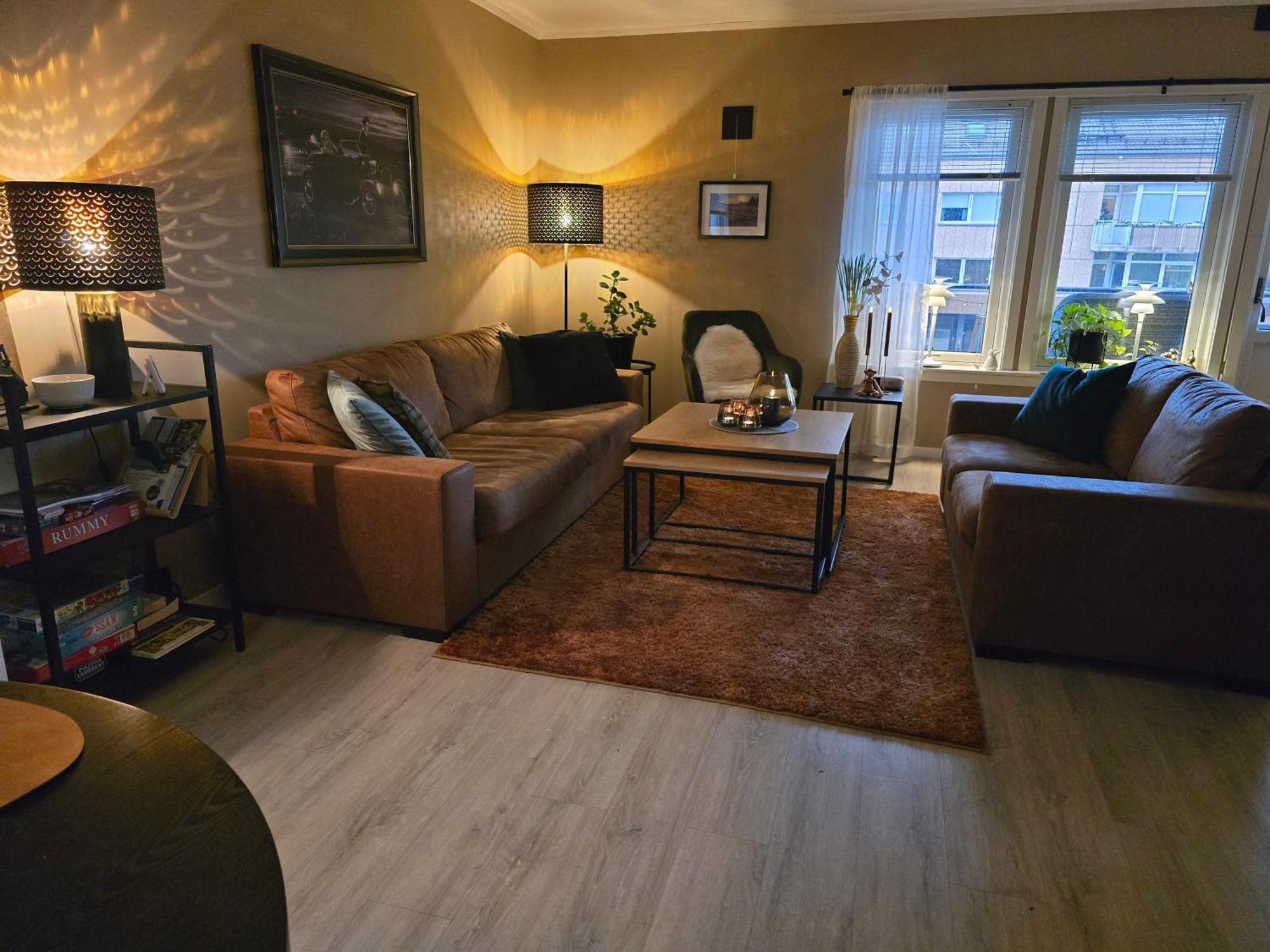 Koselig Og Moderne Leilighet, Meget Sentralt I Narvik Med Gratis Parkering! Bagian luar foto
